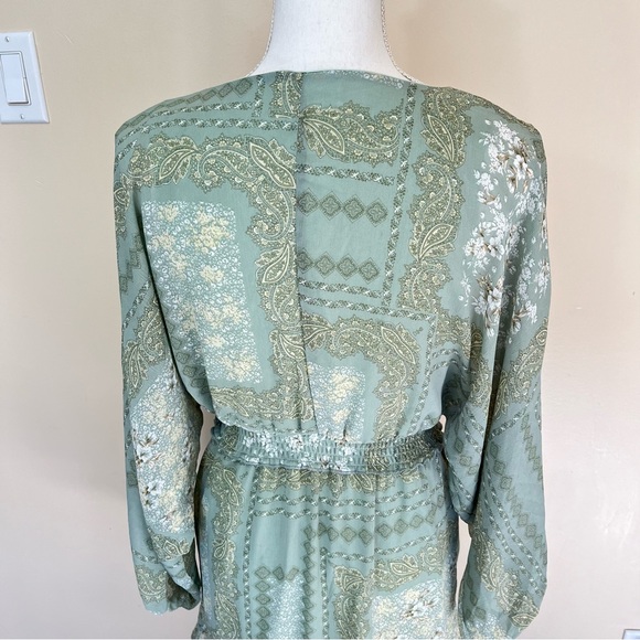 Altar’d State Long Sleeve Bandanna Print Wrap Front Dress - Picture 9 of 14